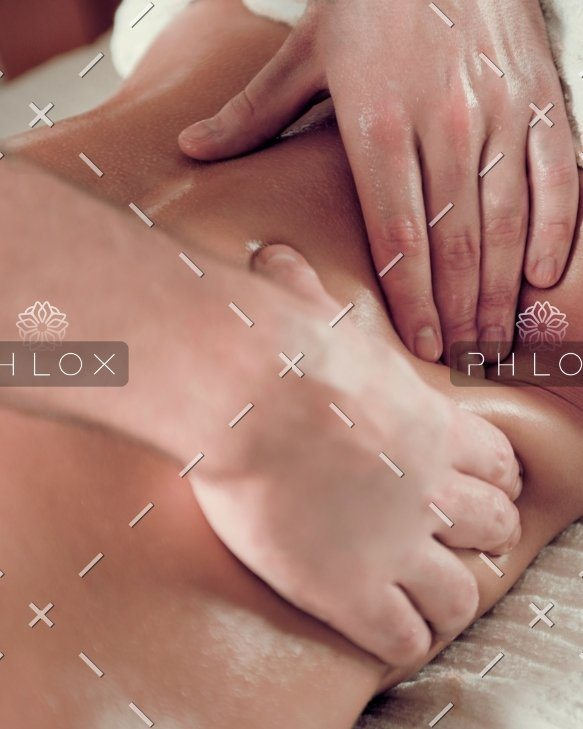 demo-attachment-84-relaxing-back-massage-PABERUY