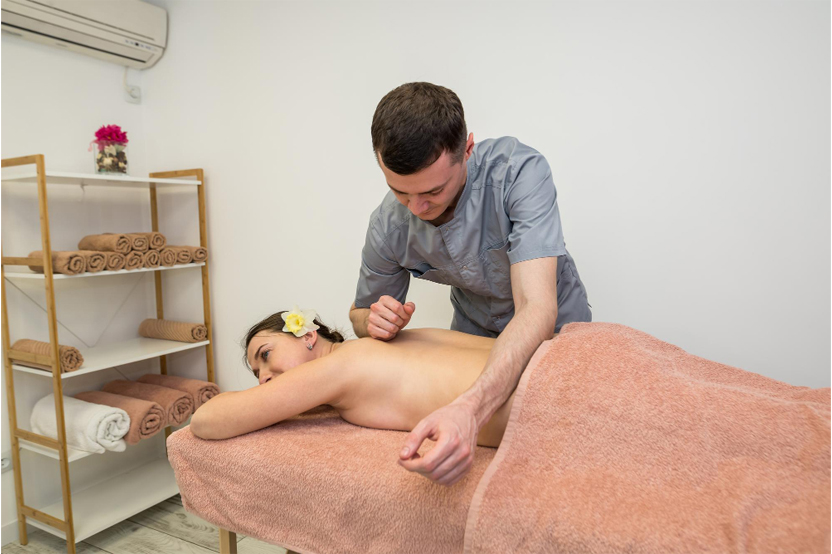 Dubai male therapist home service